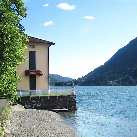 Pinky House Hébergement de vacances Nesso